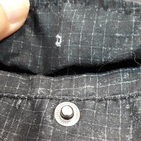 𝅺CARBON Black Graph Print Men's board Shorts - Picture 12 of 12